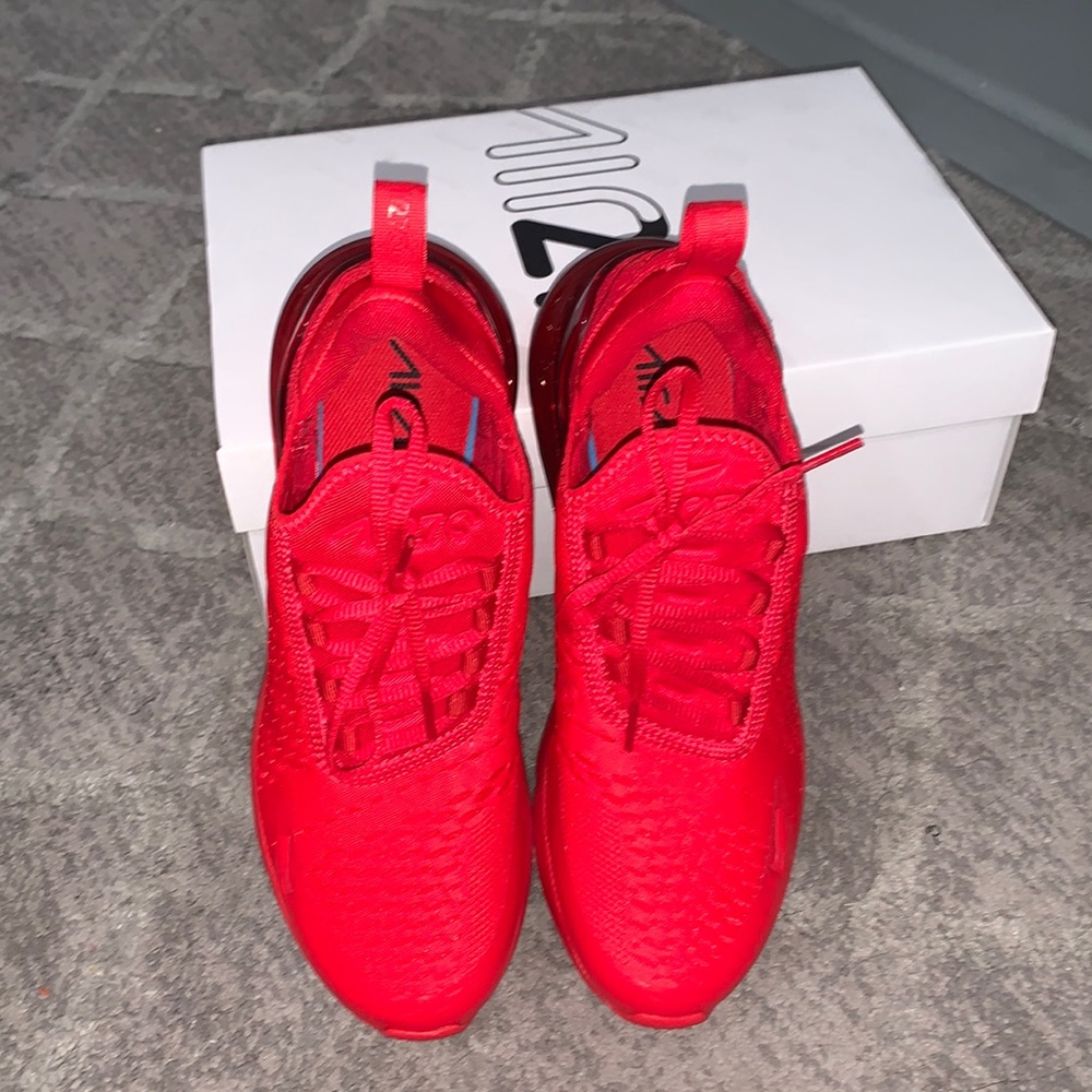 Nike Air Max 270